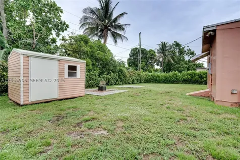 1135 NW 109th Street Miami FL 33168