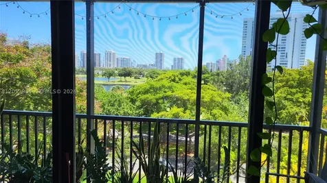 3475 N Country Club Drive Aventura FL 33180