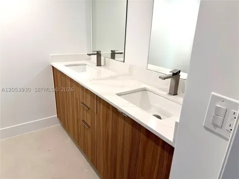 2601 N 40th Avenue Hollywood FL 33021