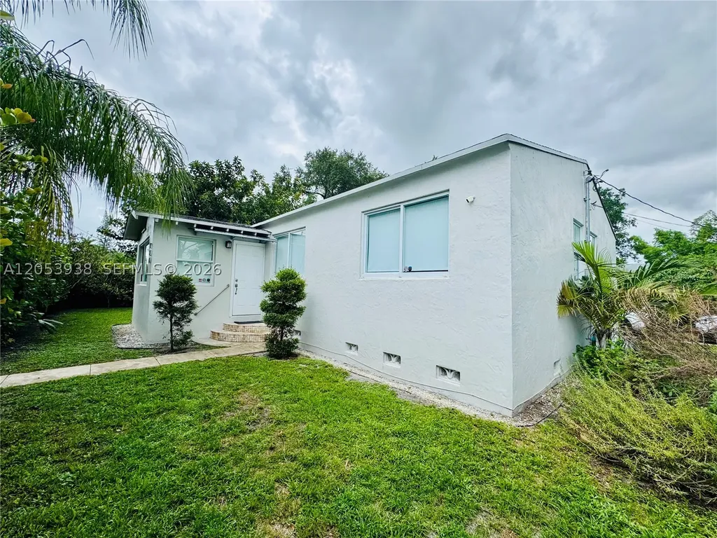 920 N 26th Avenue Hollywood FL 33020