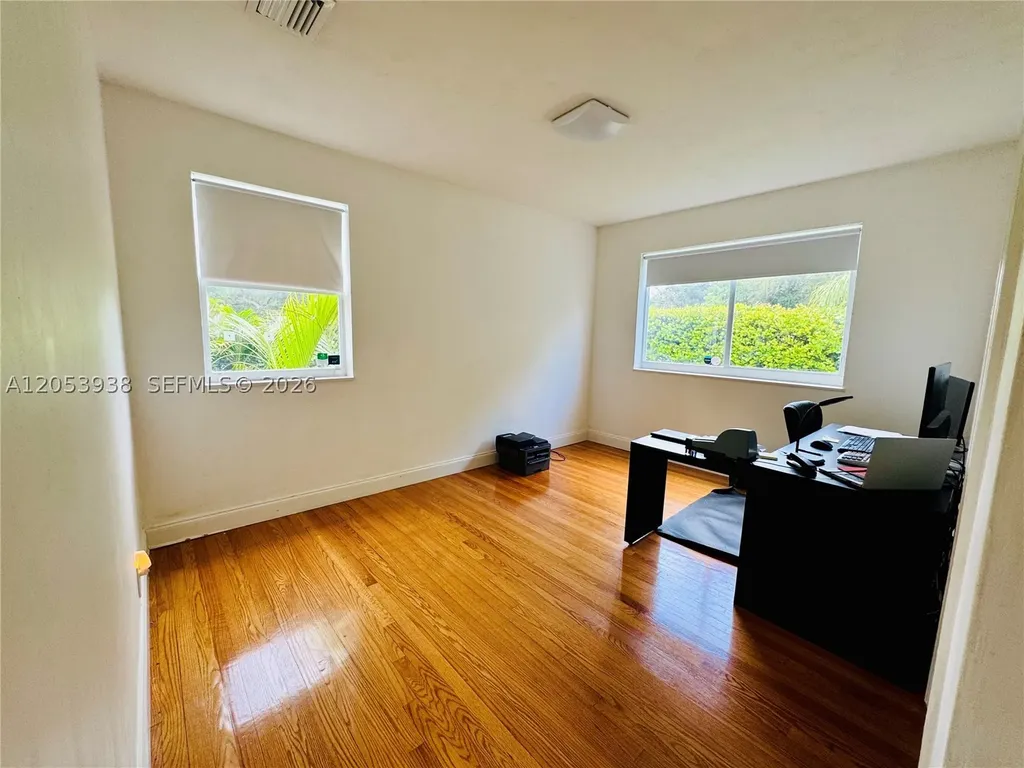920 N 26th Avenue Hollywood FL 33020