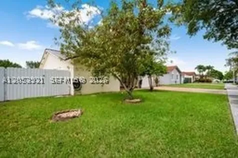 15431 SW 177th Terrace Miami FL 33187