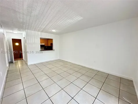 1008 NW 45th Avenue Miami FL 33126