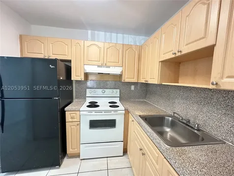 1008 NW 45th Avenue Miami FL 33126