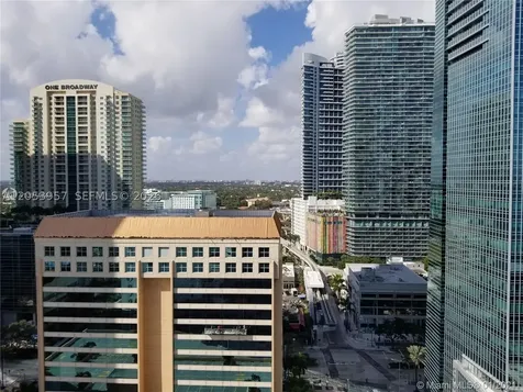 170 SE 14th Street Miami FL 33131