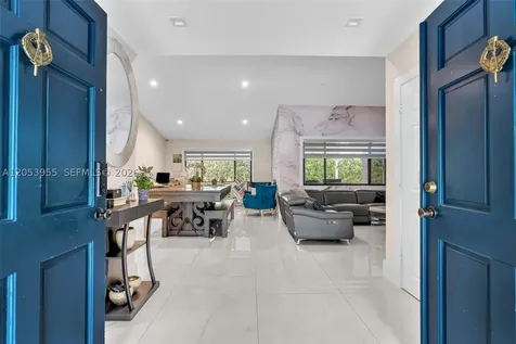 Pembroke Pines FL 33025