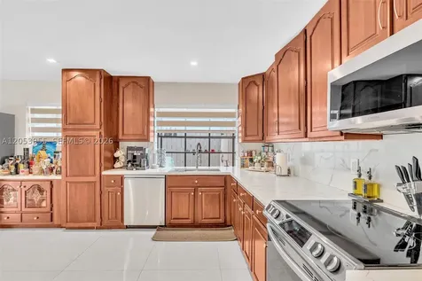 Pembroke Pines FL 33025
