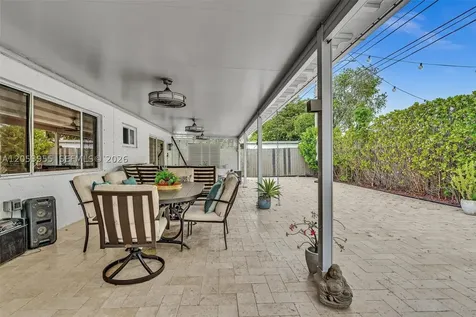 Pembroke Pines FL 33025