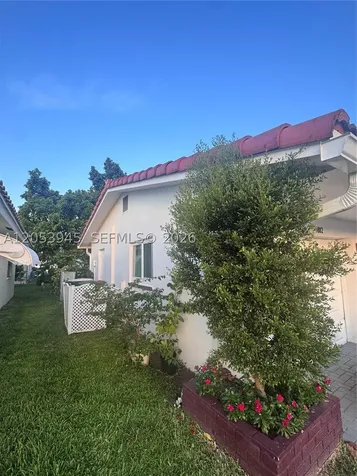 5802 NW 87th Way Tamarac FL 33321