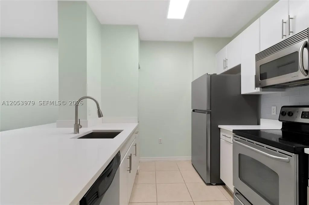 2421 NE 65th Street Fort Lauderdale FL 33308