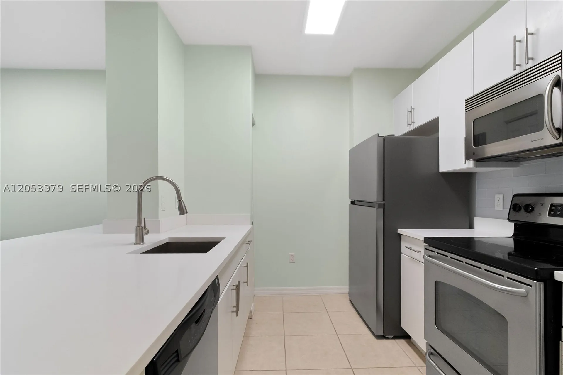 2421 NE 65th Street Fort Lauderdale FL 33308