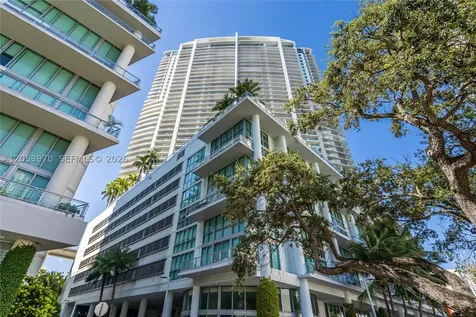 90 SW 3rd Street Miami FL 33130