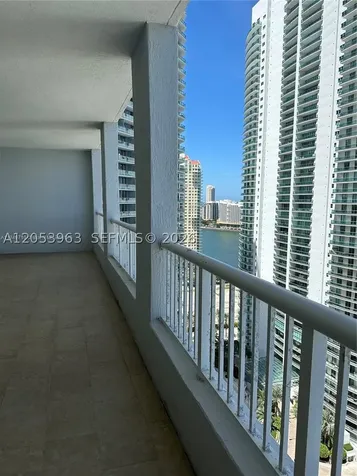 170 SE 14th Street Miami FL 33131