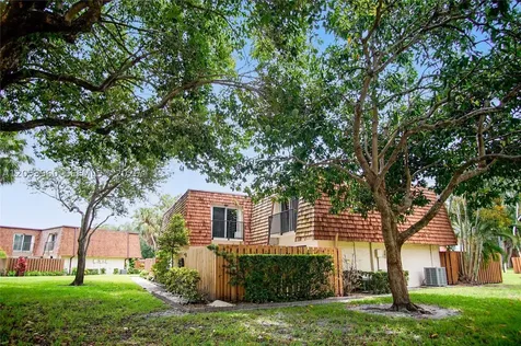 2161 Orange Grove Drive Davie FL 33324