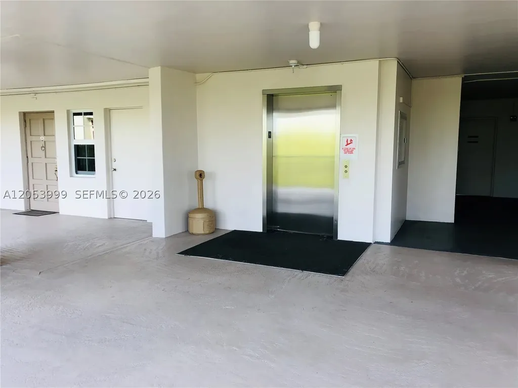 2850 N Palm Aire Drive Pompano Beach FL 33069