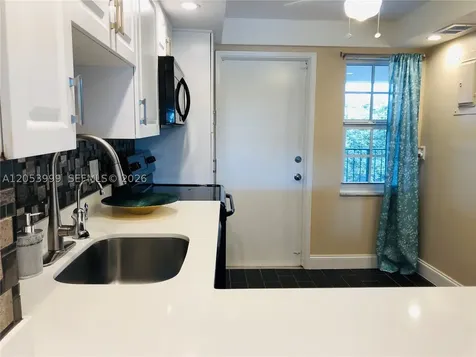 2850 N Palm Aire Drive Pompano Beach FL 33069