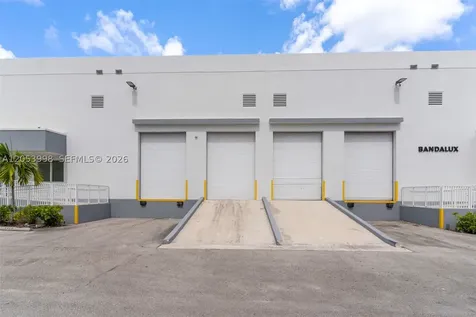 7900 NW 71st Street Medley FL 33166