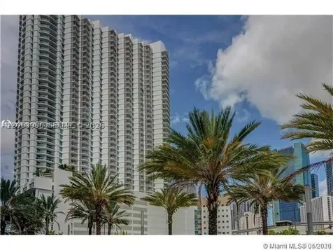 350 S Miami Avenue Miami FL 33130