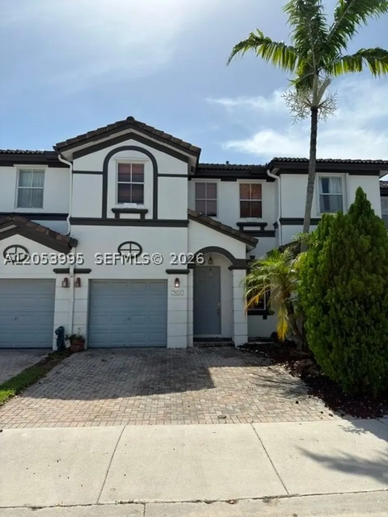 7651 NW 114th Path Doral FL 33178