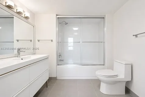 2642 Collins Avenue Miami Beach FL 33140