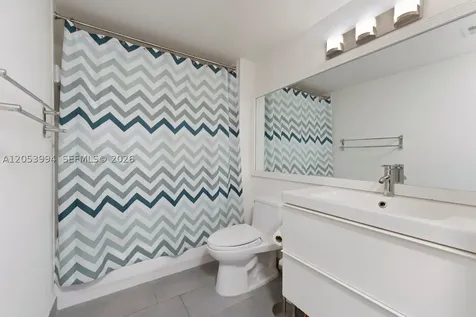 2642 Collins Avenue Miami Beach FL 33140