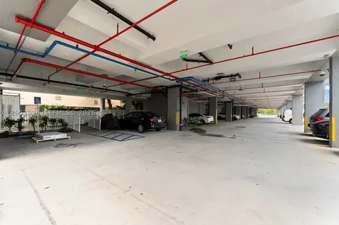 2642 Collins Avenue Miami Beach FL 33140