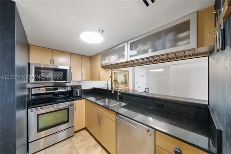 650 West Avenue Miami Beach FL 33139