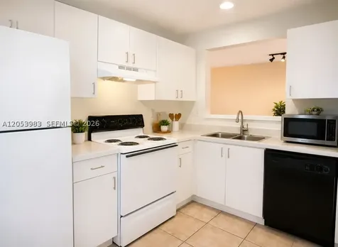 15721 SW 137th Avenue Miami FL 33177