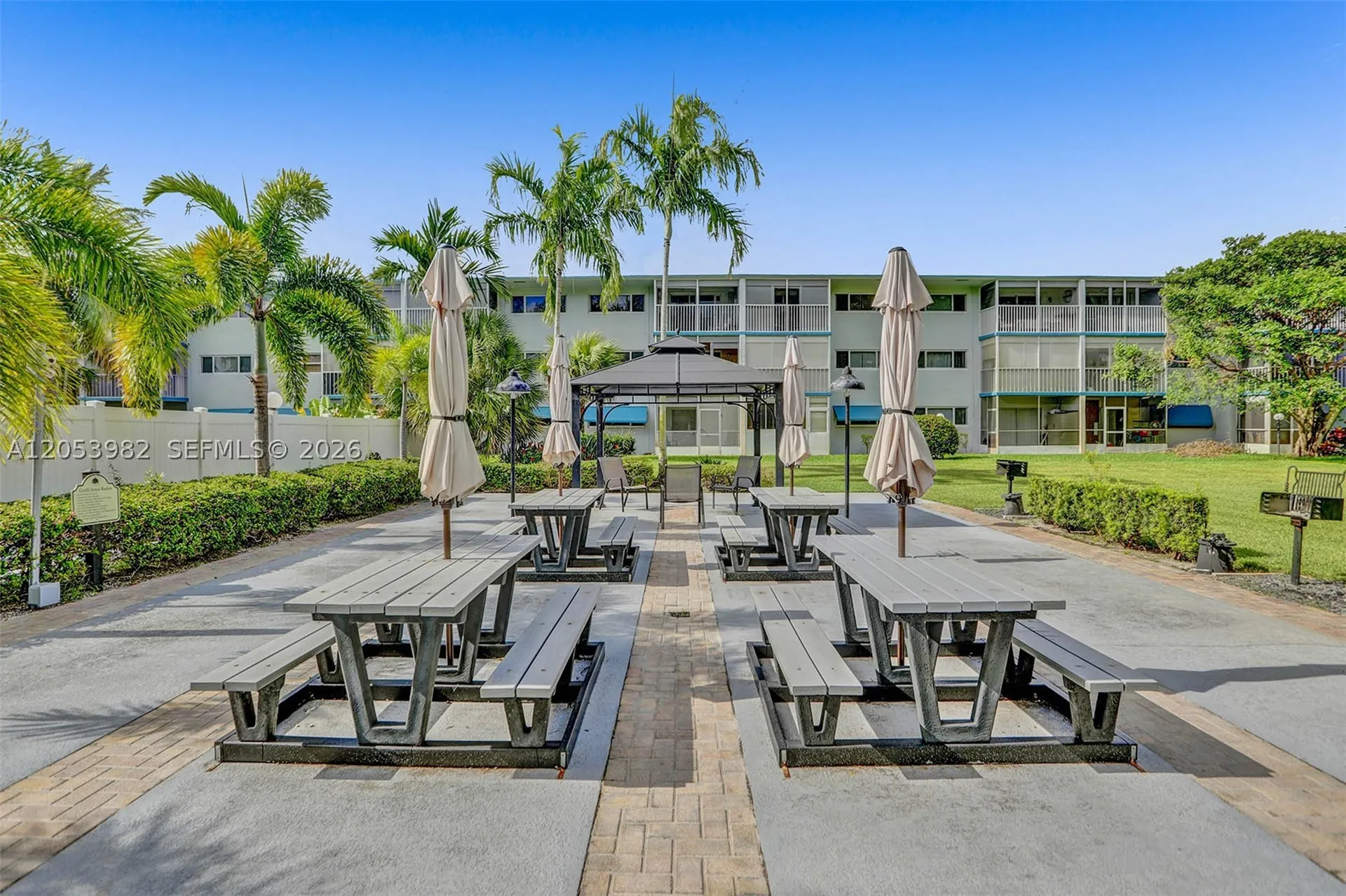 1000 Hillcrest Court Hollywood FL 33021
