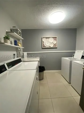 9350 Fontainebleau Boulevard Miami FL 33172
