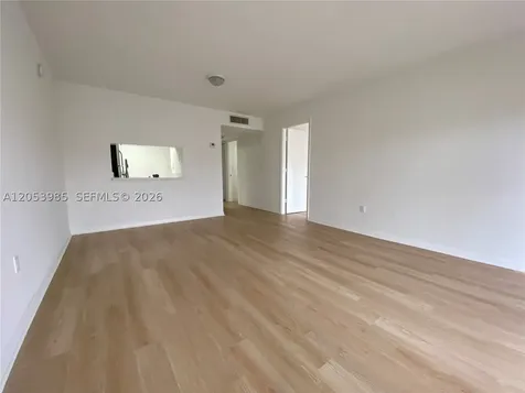 9350 Fontainebleau Boulevard Miami FL 33172