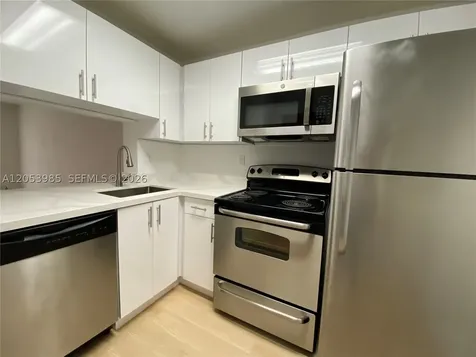 9350 Fontainebleau Boulevard Miami FL 33172