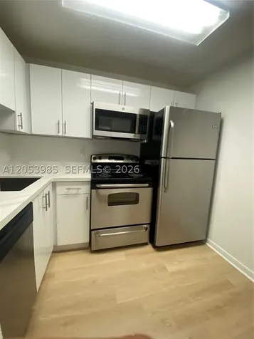 9350 Fontainebleau Boulevard Miami FL 33172