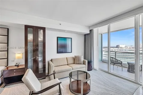 4391 Collins Avenue Miami Beach FL 33140