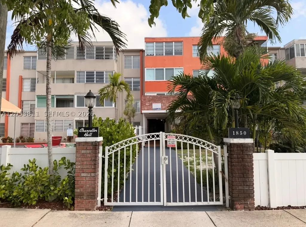 1850 NE 169th Street North Miami Beach FL 33162