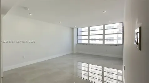 18051 Biscayne Boulevard Aventura FL 33160