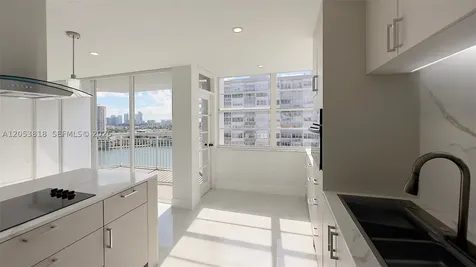 18051 Biscayne Boulevard Aventura FL 33160