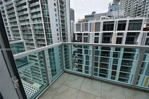 41 SE 5th Street Miami FL 33131