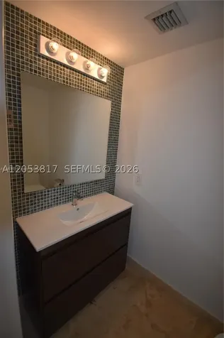 41 SE 5th Street Miami FL 33131