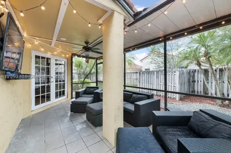 1377 Garden Road Weston FL 33326