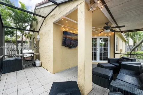 1377 Garden Road Weston FL 33326
