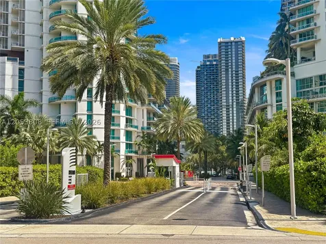 350 S Miami Avenue Miami FL 33130