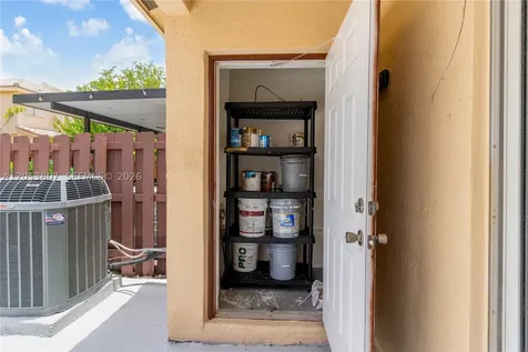 7463 SW 164th Avenue Miami FL 33193