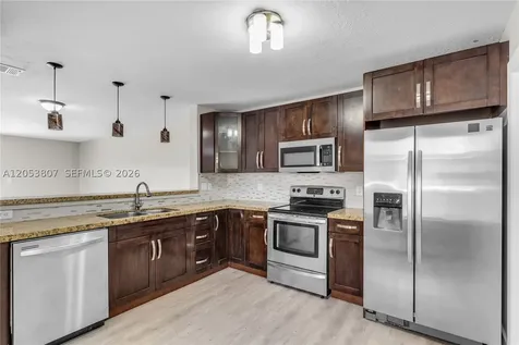7463 SW 164th Avenue Miami FL 33193
