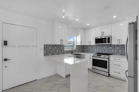 2225 NE 123rd Street North Miami FL 33181