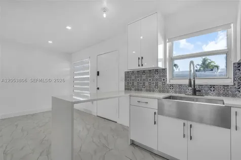 2225 NE 123rd Street North Miami FL 33181
