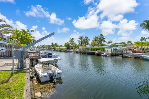 2225 NE 123rd Street North Miami FL 33181