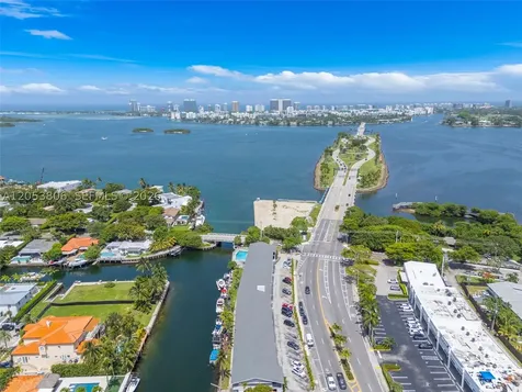 2225 NE 123rd Street North Miami FL 33181