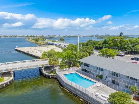 2225 NE 123rd Street North Miami FL 33181