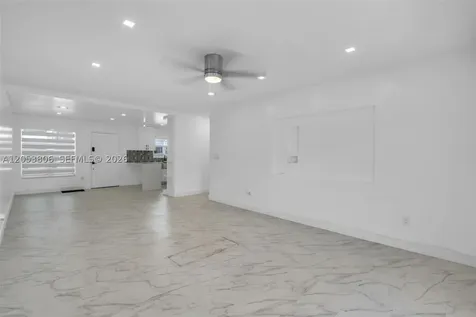 2225 NE 123rd Street North Miami FL 33181